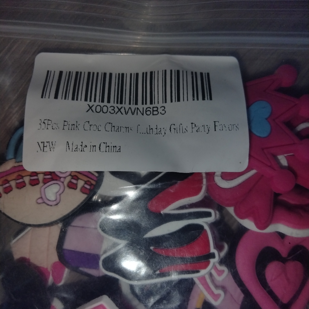 35pcs Barbie Croc Charm Jibbitz - Barbiecore - Picture 3 of 3